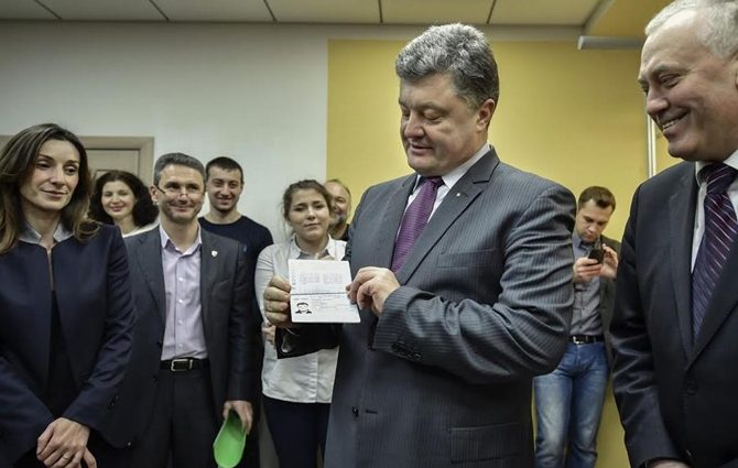 Жити по новому! Скасування “по- батькові”, залишиться тільки прізвище та ім’я