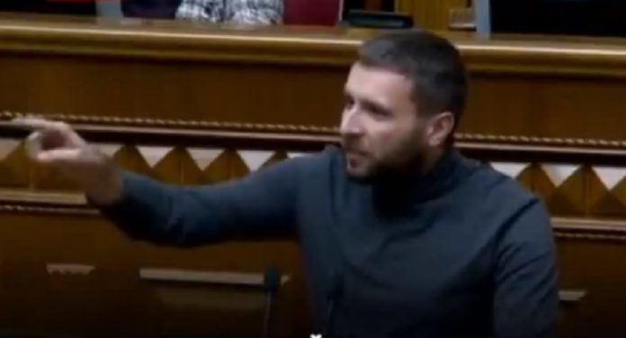 Щойно з трибуни! Парасюк рубанув правду-матку і розповів хто насправді вбив Катю Гандзюк (ВІДЕО)