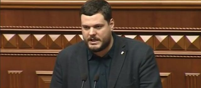 ВЕСЬ ЗАЛ АПЛОДУВАВ СТОЯЧИ! Своєю гучною заявою Іллєнко відкрив всім очі … ВІДЕО