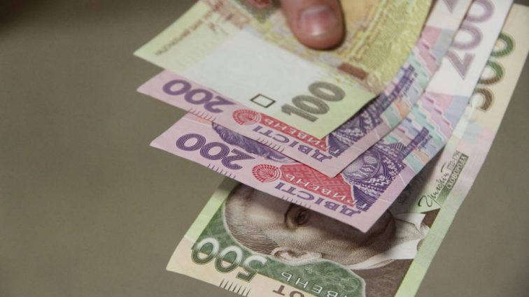 У ГРУДНІ УКРАЇНЦЯМ ПІДВИЩАТЬ ПЕНСІЇ І СОЦСТАНДАРТИ: НАСКІЛЬКИ РОЗБАГАТІЮТЬ ПРОСТІ ГРОМАДЯНИ