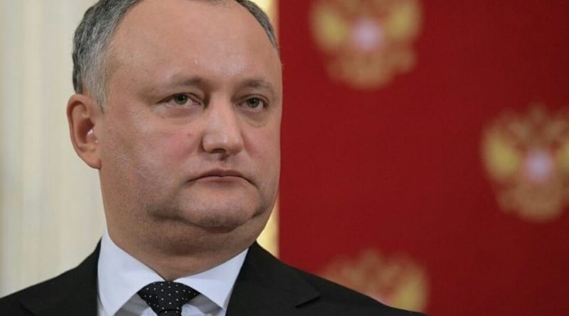 Додон відсторонений від посади президента: Молдова нанесла потужний удар по планах Росії